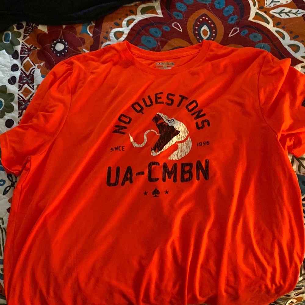 Mens XXL Under Armour Running Shirt